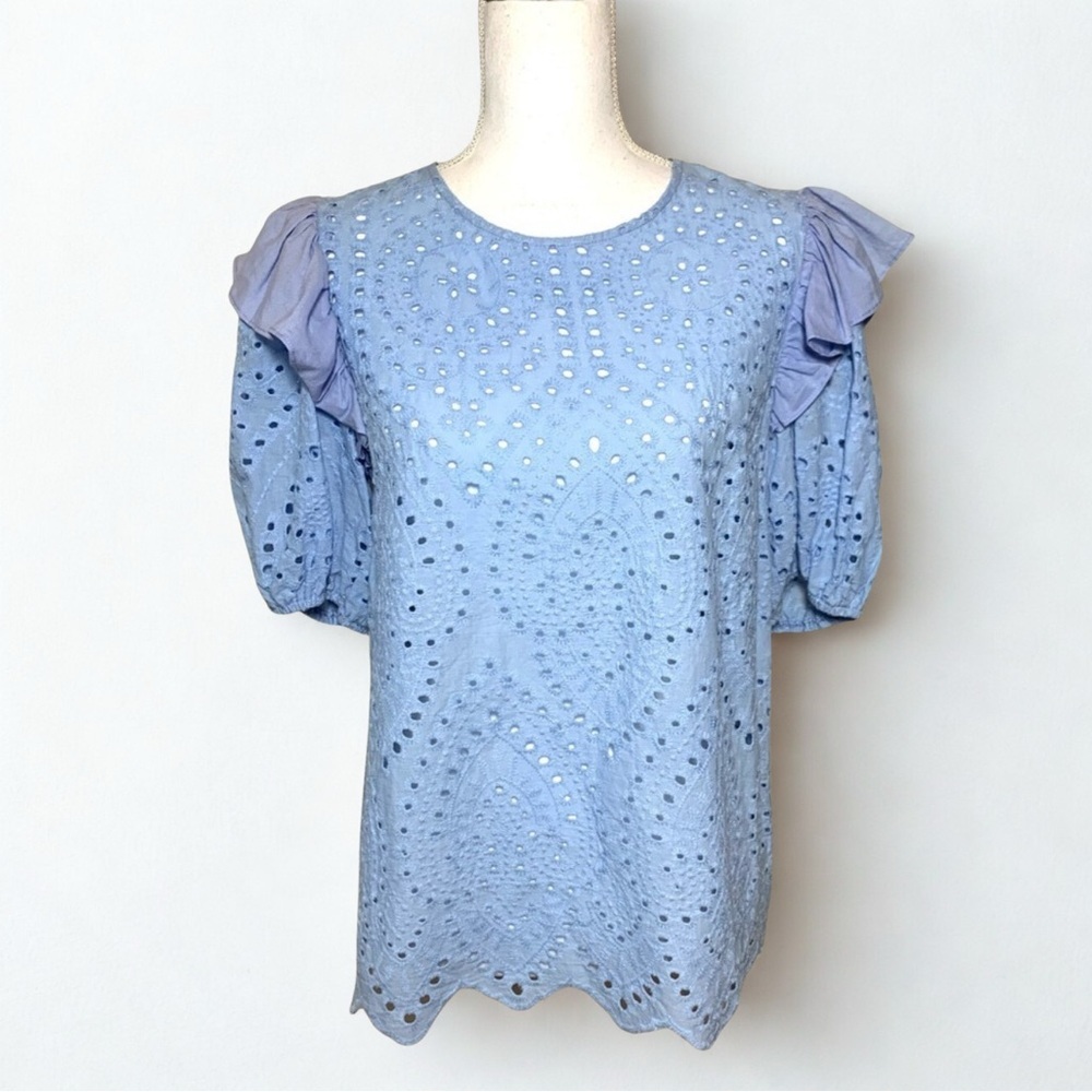English Factory Women Eyelet Short Puff Sleeve Ruffle Top Baby Blue Size Small.